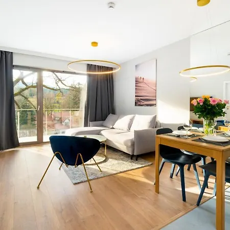 Good Time - Stone Hill Apartment