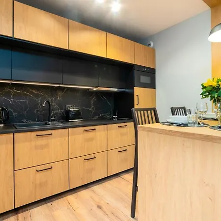 Good Time - Stone Hill Apartment
