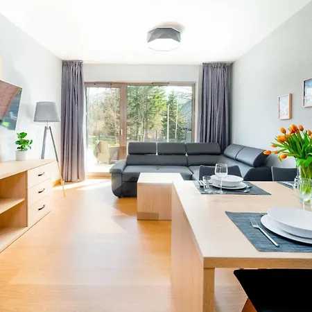 Good Time - Stone Hill Apartment