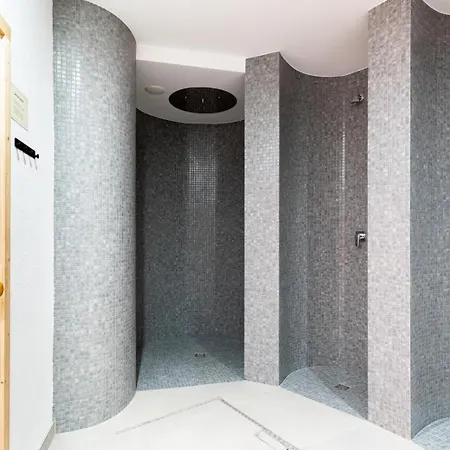 Good Time - Stone Hill Apartment